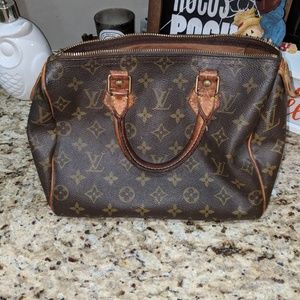 **SOLD** Authentic Vintage Louis Vuitton Speedy 25